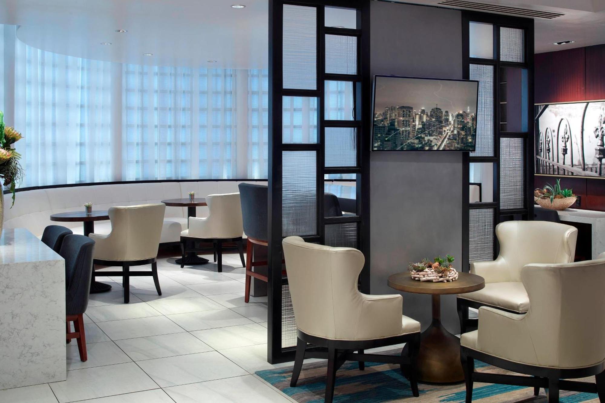 New Orleans Marriott Metairie At Lakeway Eksteriør bilde